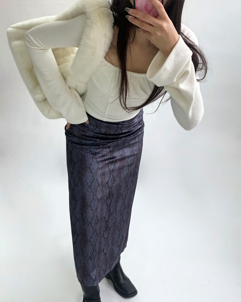 [MADE] Viper Velvet Skirt
